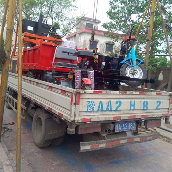 礦用自卸車發(fā)貨現(xiàn)場(chǎng)